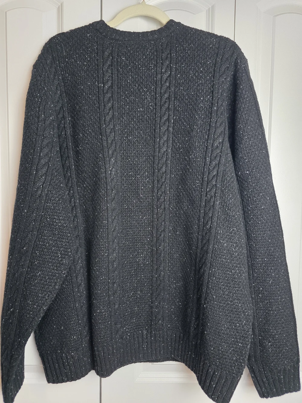 NWT Men's Black Lambswool Cable Knit Sweater – Size XL